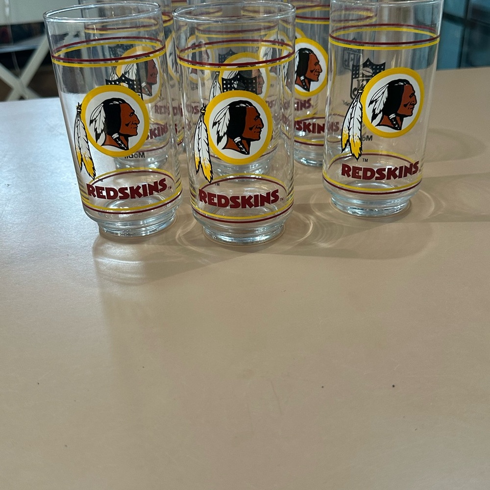 VINTAGE Washington Redskins Glasses - Set of 8